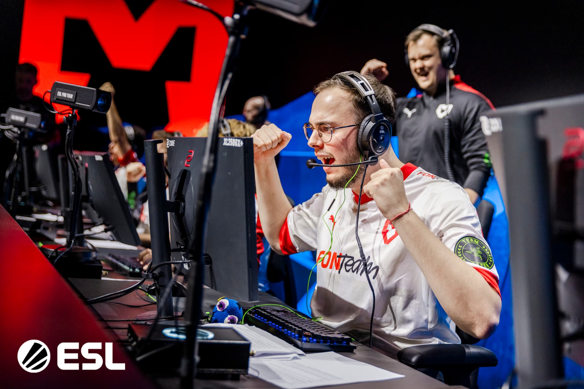 終結蜜蜂連霸！MOUZ今晚11點力戰Team Spirit爭科隆大賽冠軍