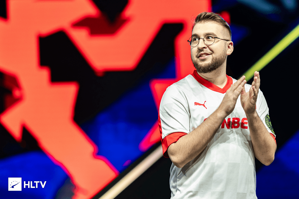 2024 HLTV年度排名:第20名MOUZ torzsi - TomorrowLAN Counter-Strike