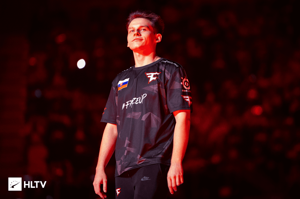 2024 HLTV年度排名:第10名FaZe frozen - TomorrowLAN Counter-Strike
