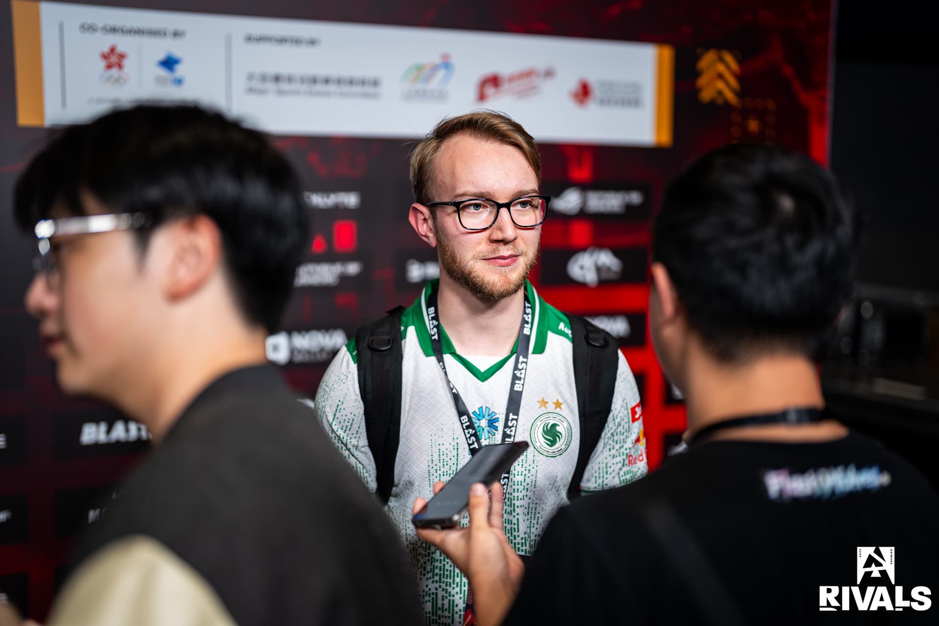 BLAST Rivals賽後採訪:TeSeS、kyxsan分享戰勝小蜜蜂心情 - TomorrowLAN Counter-Strike